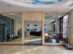 -皇马海口湾海景酒店(万绿园秀英港店)