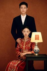 -喜爱高定婚纱摄影