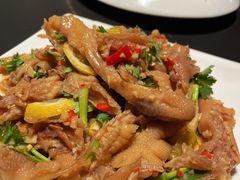 酸辣鸡爪-程咬金小馆
