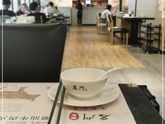 -名门潮牛·鲜牛肉海鲜火锅.烧烤自助餐厅(诚丰广场店)