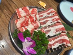 -明洞阿姨·韩式酱蟹烤肉·创意料理(三元桥店)