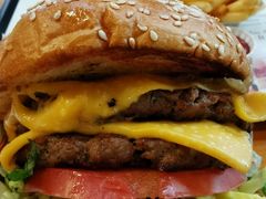 -The Habit Burger Grill 哈比特汉堡(复兴soho店)