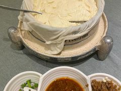 -九转小磨·非遗东北菜(万达广场店)