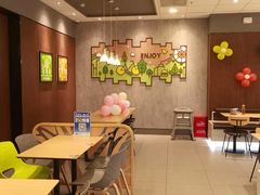 -德克士(翠湖二路吾悦广场店)