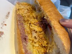 -Bánh Mì Huynh Hoa
