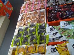 -来伊份(我格广场武宁路店)