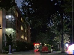 -北京外国语大学东院食堂