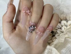 -馨儿·美甲美睫