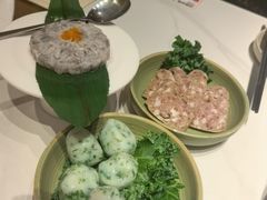 -左庭右院鲜牛肉火锅(金山万达店)