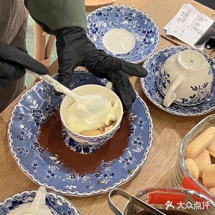 杭州新开的‼️氛围感拉满西餐 ！