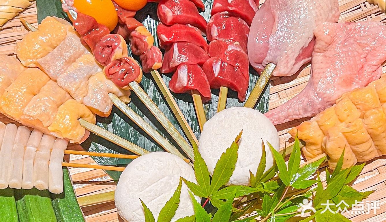 氛围感宝藏日式餐吧🍣一口爆浆提灯太赞💡