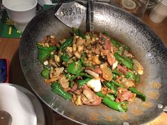 -费大厨辣椒炒肉(万家丽一店)