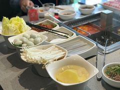 -海底捞火锅(新松江路店)