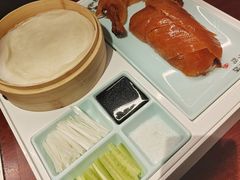 -百联临沂购物中心(临沂路店)