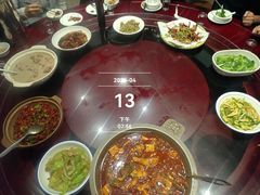 -一撮毛美食城(全力一路店)