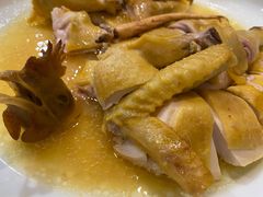 电饭煲焗人参鸡-尚一汤·粤菜海鲜(环球港店)