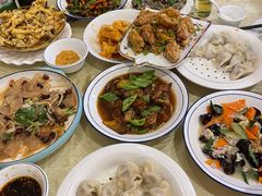 -鹤乡东北菜(崮山路店)