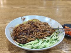 -吴草鸡爪오초닭발韩食堂(融恒盈嘉中心店)