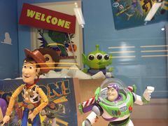 -泡泡玛特POPMART(上海环球港店)