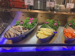 -黑金·寻焰自助百汇·烤肉·火锅(中街店)