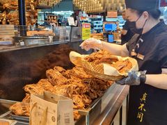 -中东大市场美食城