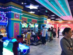 -LuckyStar幸运星家庭娱乐中心(东莞国贸店)