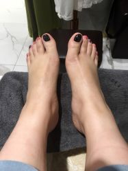 -悦指间美甲美睫