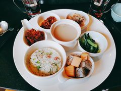 诺邓火腿苦菜炒饭-丽江金茂凯悦臻选酒店-滇香馆