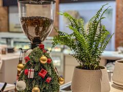 -潮一不贰·法式甜品·生日蛋糕·西式简餐(外滩店)