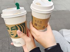 -星巴克(上海虹桥站2A检票口)