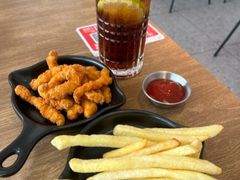 -必胜客(航洋国际店)