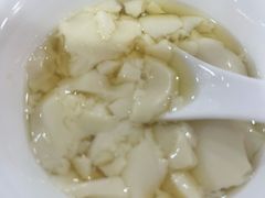 -鹏城人家海鲜酒家·23年老字号(较场尾店)