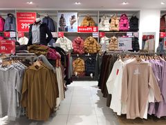 -优衣库(南京建邺万达广场店)