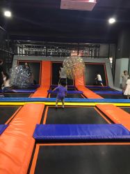 -蹦贝运动中心·蹦床·攀岩·闯关(龙岗店)