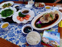 -范饭椰林川湘味海鲜·椰子鸡(三亚湾椰梦长廊店)