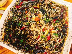 凉拌米线-玛扎烧烤私房菜