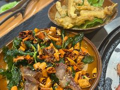 -阿山卓·野生菌火锅·纳西火塘烤肉