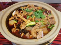 -沙胆彪炭炉牛杂煲(上海日月光广场店)