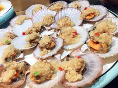 -东来菜馆•手抓海鲜家常菜•海鲜锅贴(鸽子窝店)