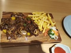 蜜椒牛仔骨-Lia Cafe Bar Restaurant松山咖啡屋