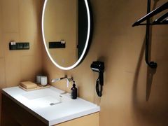 -全季酒店(南京奥体兴隆大街地铁站店)