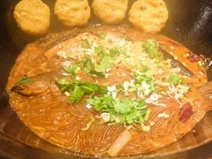 -鱼窝棚柴火铁锅炖(富山屯店)