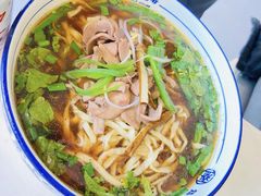 -镇南锅盖面馆(解放路店)