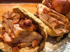 -老天桥酱肉烧饼夹肘子(天桥店)