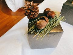 巧克力果仁鹅蛋黄板栗酥-青岛遇见米兰(八大关店)