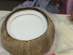 -椰爺爺·椰子冻砵仔糕