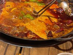 -旧街市鲜货老火锅(大光路店)