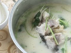 -竹语饭香·原生态农庄·烧鸡·竹筒饭·河鲜(森林海白水寨店)