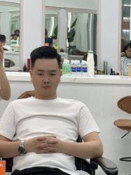 -尤司男士国潮理发馆