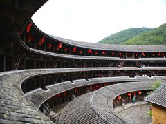 -初溪土楼群